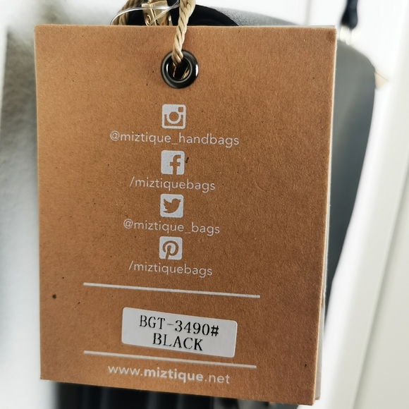 NWT Miztique Crossbody Bag designer collection black and gold multi compartment - Picture 10 of 13